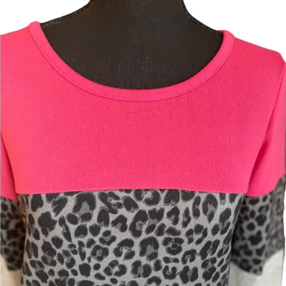 Simply Southern Collection Long Sleeve Shirt Animal Print Color Block - Picture 4 of 9